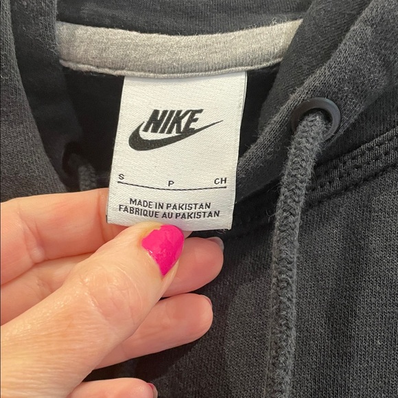 Nike Men's Black Pullover Hoodie small - Picture 4 of 8
